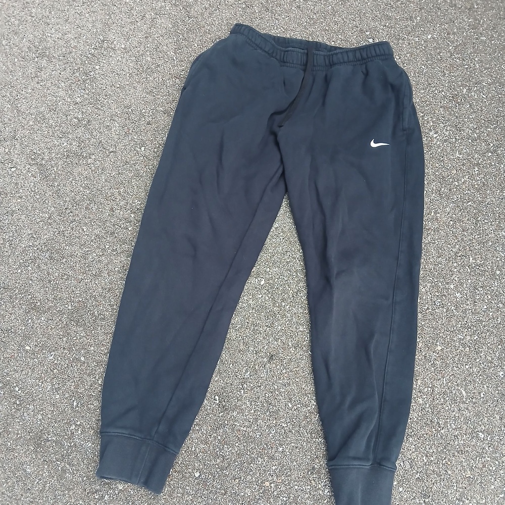Nike Sweatpants Mens Medium Black Fleece Joggers Swoosh Elastic Waist Pockets